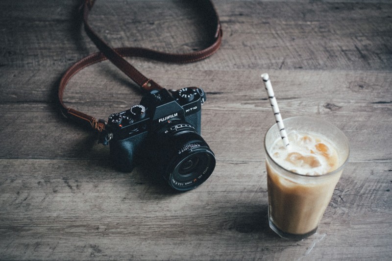 FUJIFILM X-T10 ＋マニュアルレンズ＋ハンドグリップ＋バッテリー3個